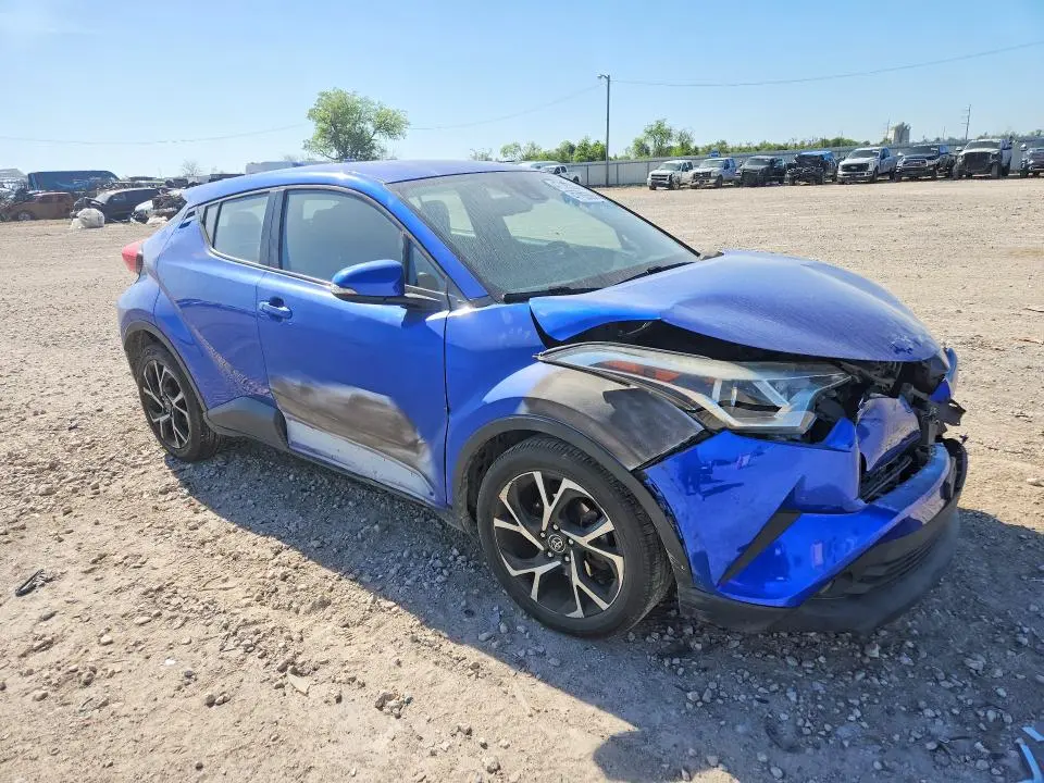 2018 TOYOTA C-HR XLE PREMIUM  