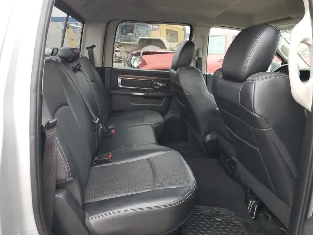 2016 RAM 1500 LARAMIE