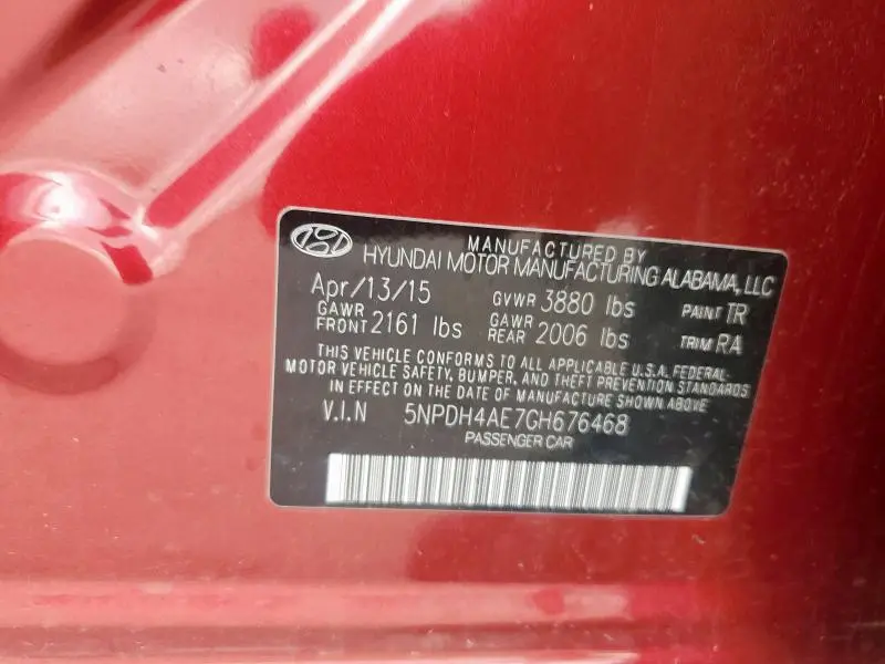 2016 HYUNDAI ELANTRA SE