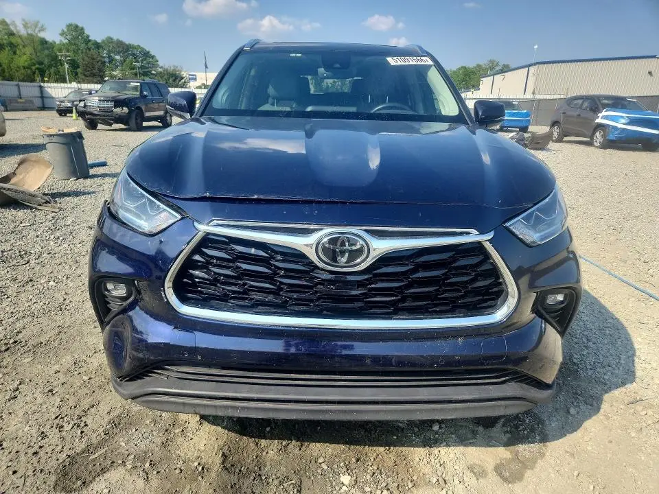 2020 TOYOTA HIGHLANDER LIMITED  