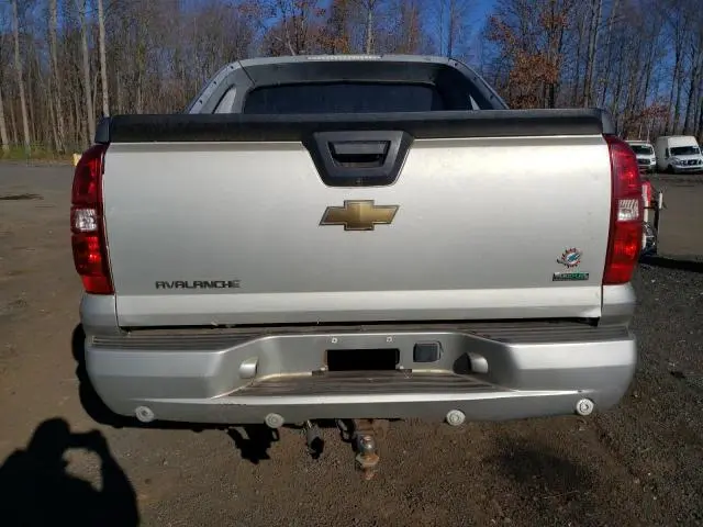 2010 CHEVROLET AVALANCHE LT  