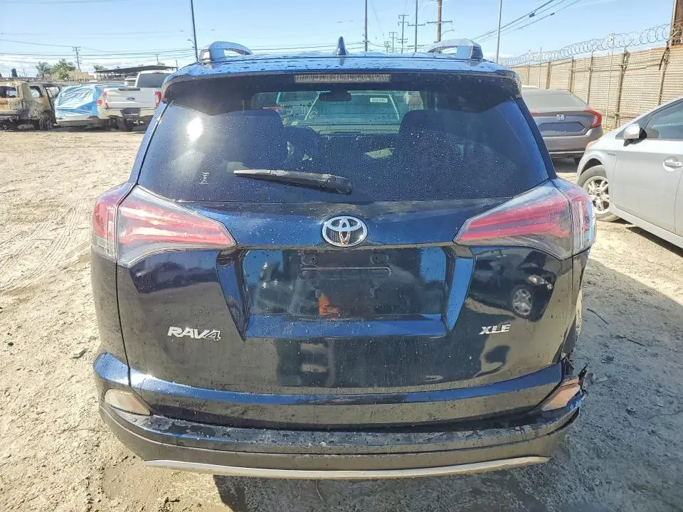 2017 TOYOTA RAV4 XLE  