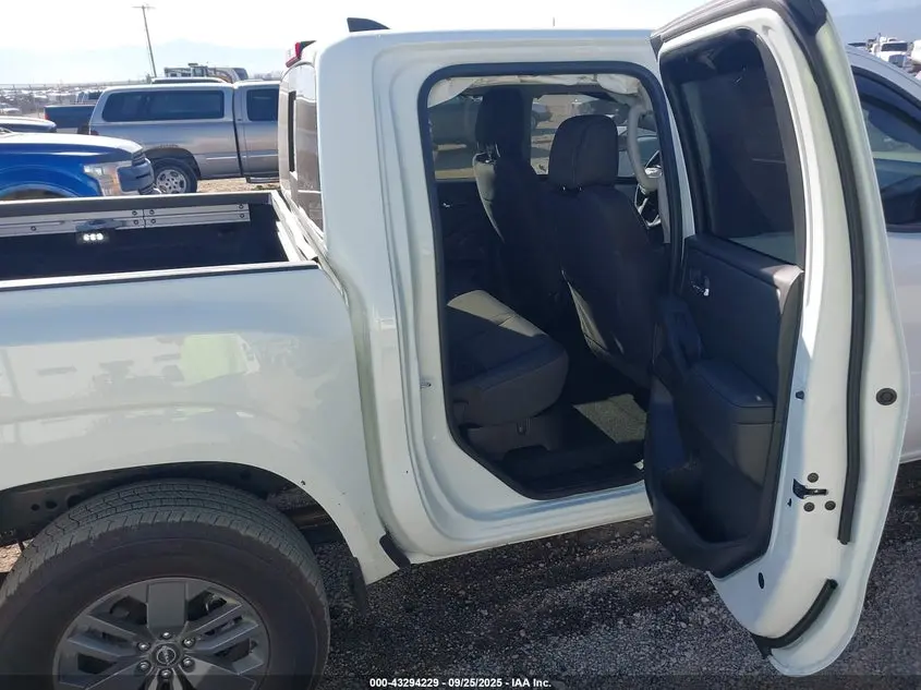 2025 NISSAN FRONTIER SV 4X4