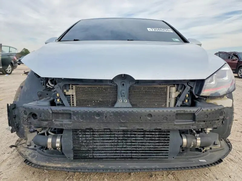 2016 VOLKSWAGEN GTI S/SE  