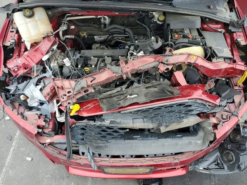 2016 FORD FOCUS SE  