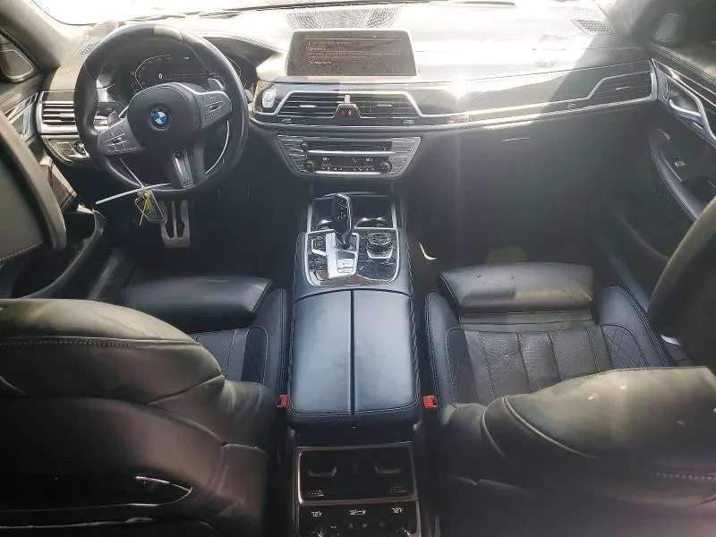 2020 BMW 750 XI  