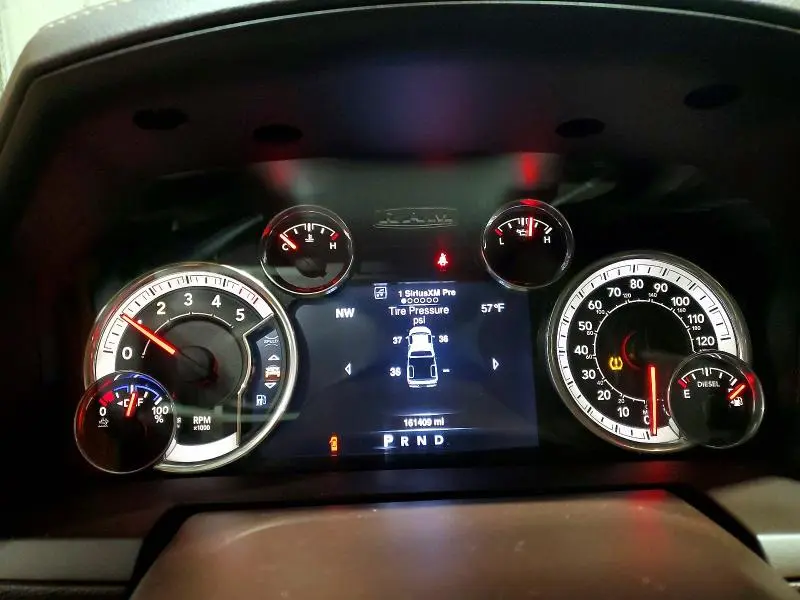 2016 RAM 1500 LARAMIE  