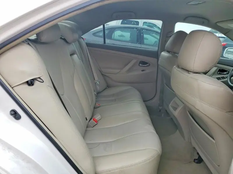 2010 TOYOTA CAMRY BASE  