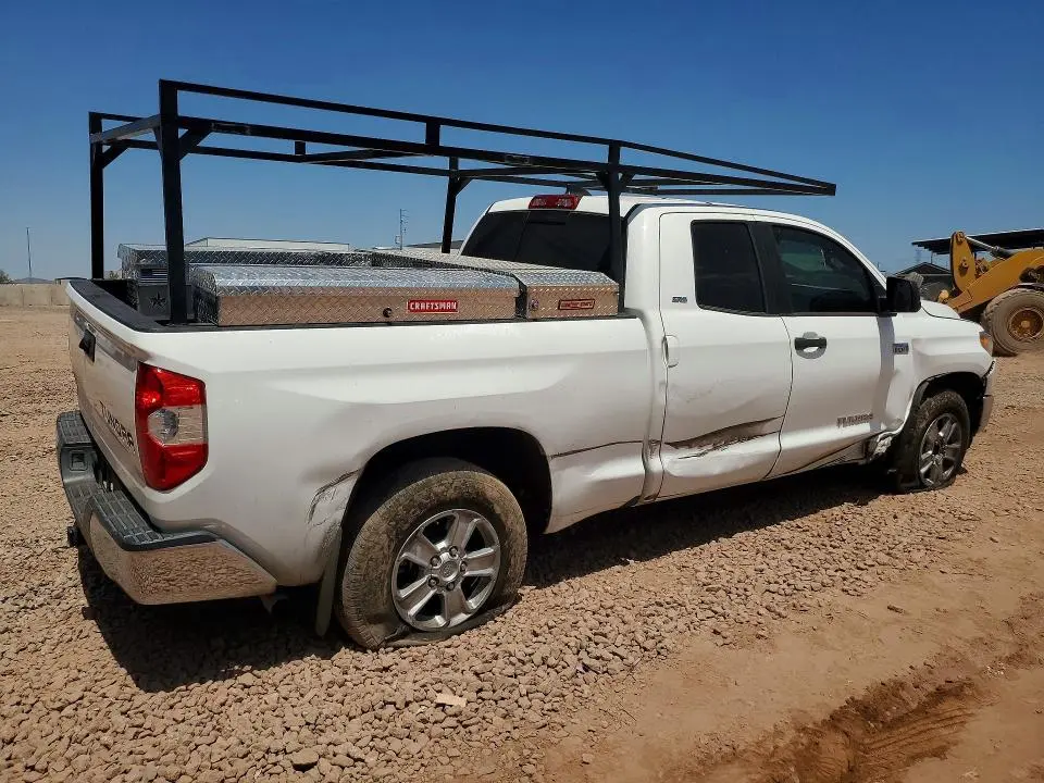 2020 TOYOTA TUNDRA SR5  