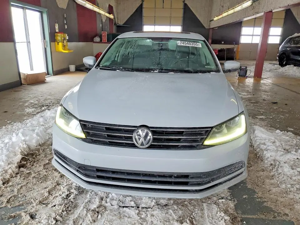 2017 VOLKSWAGEN JETTA SE  
