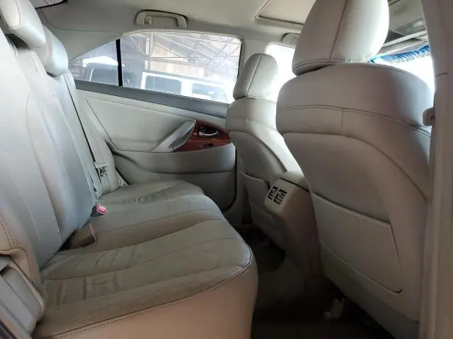 2011 TOYOTA CAMRY BASE  