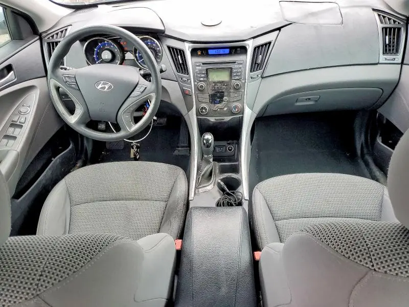 2011 HYUNDAI SONATA GLS  