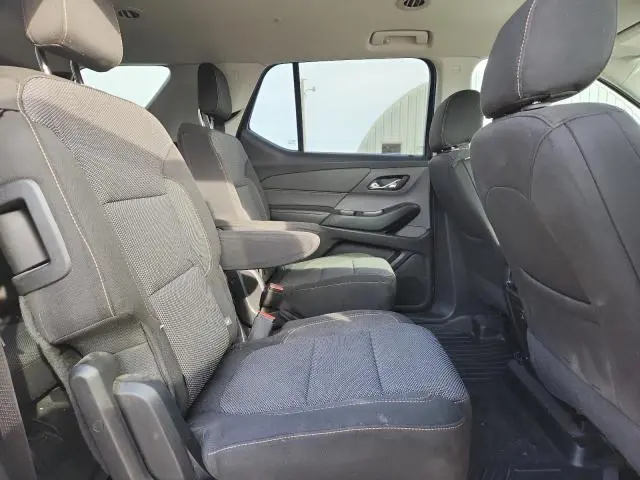 2018 CHEVROLET TRAVERSE LT  