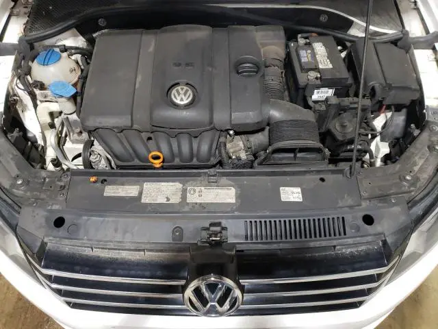 2012 VOLKSWAGEN PASSAT SE  