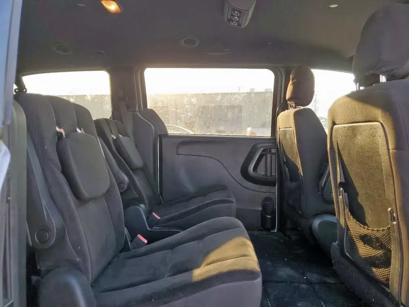 2018 DODGE GRAND CARAVAN SE  