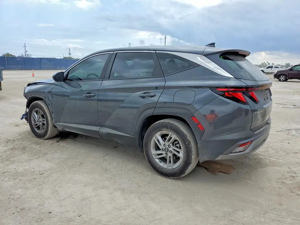 2025 HYUNDAI TUCSON SE  