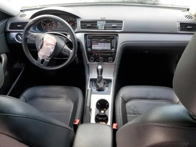 2013 VOLKSWAGEN PASSAT SE  