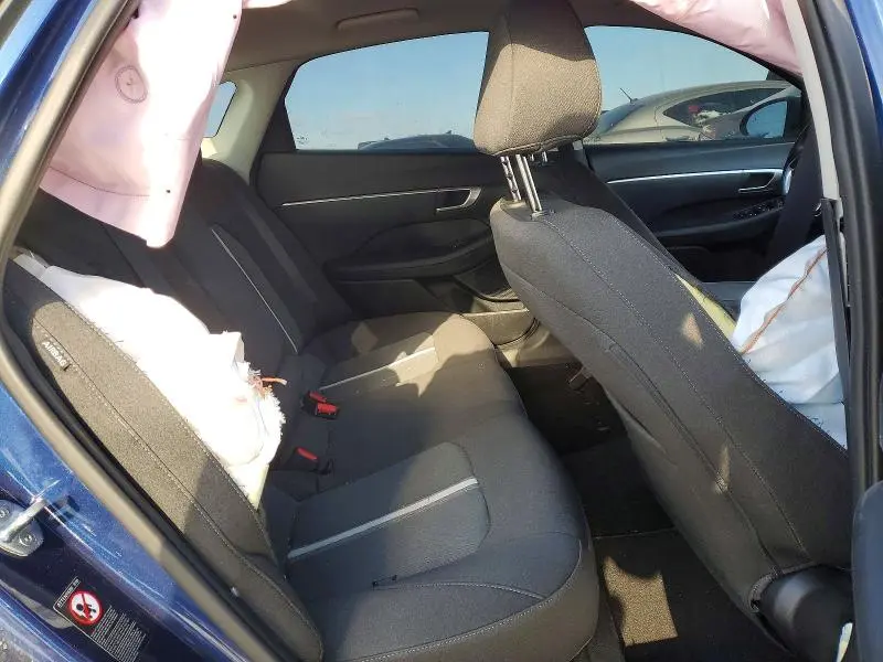 2022 HYUNDAI SONATA SEL  