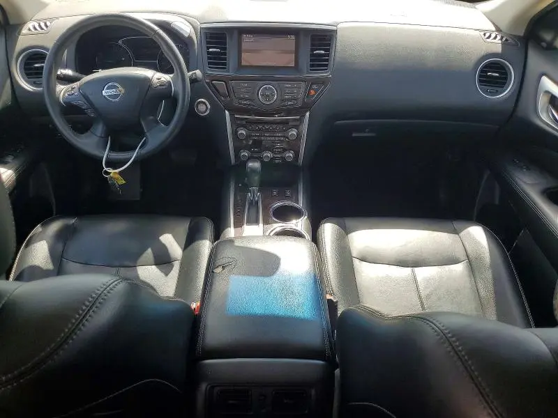 2015 NISSAN PATHFINDER SL  