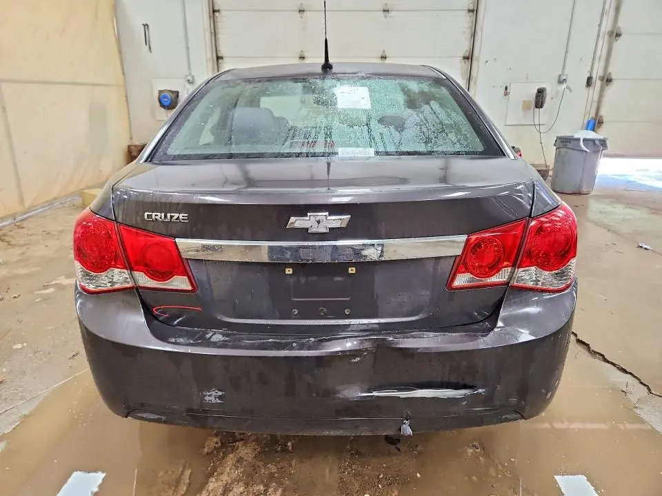 2014 CHEVROLET CRUZE LS  