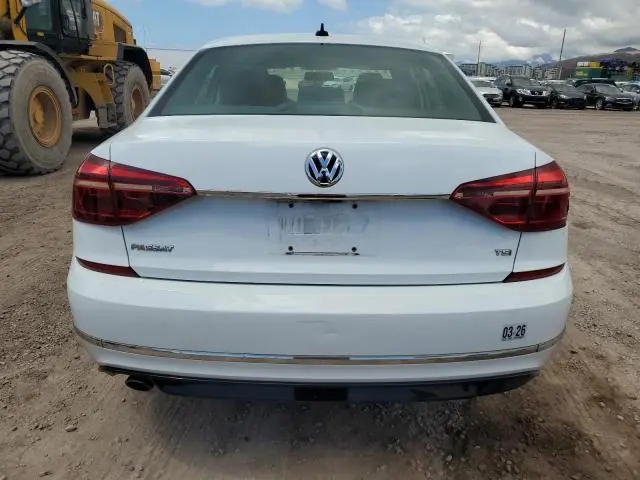 2017 VOLKSWAGEN PASSAT R-LINE  