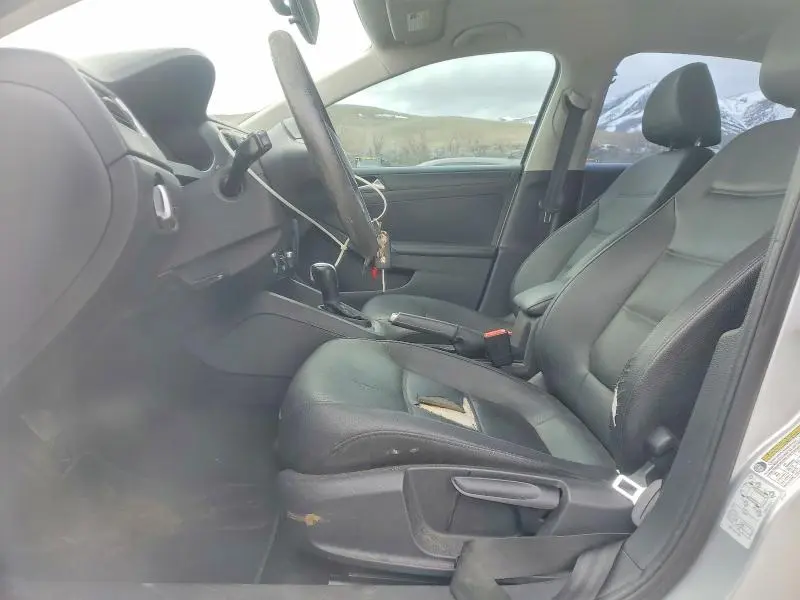 2012 VOLKSWAGEN JETTA SE  