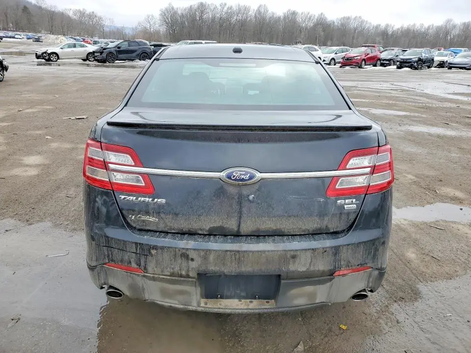 2015 FORD TAURUS SEL  