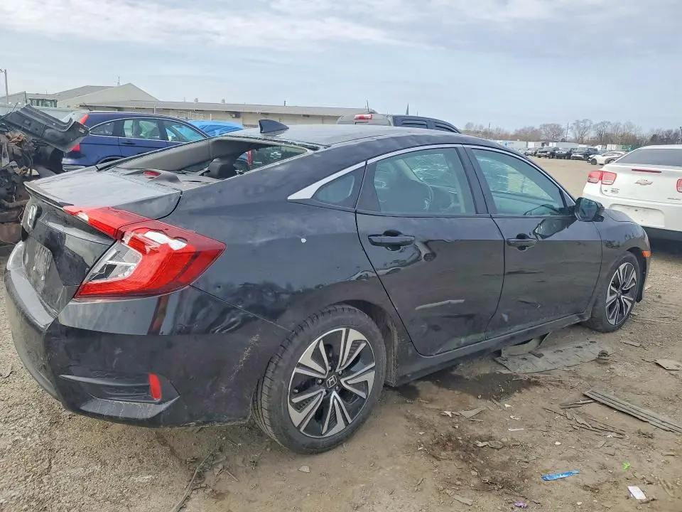 2018 HONDA CIVIC EX  