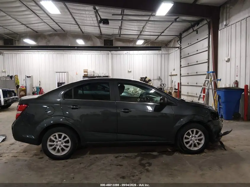 2020 CHEVROLET SONIC FWD  LT