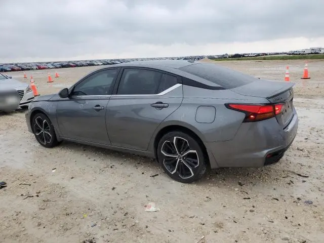 2023 NISSAN ALTIMA SR  