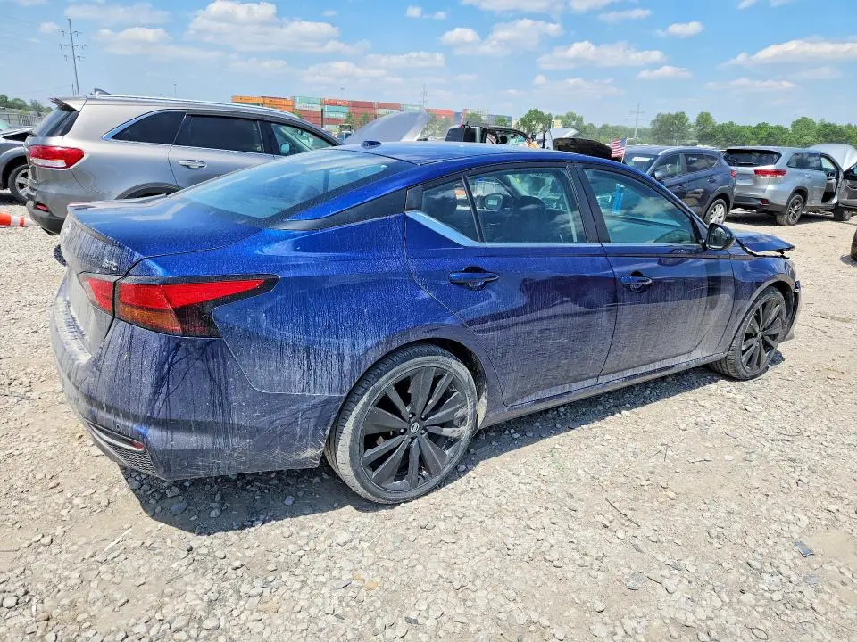 2020 NISSAN ALTIMA SR  
