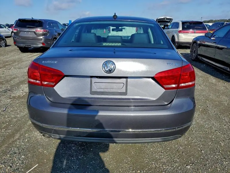 2014 VOLKSWAGEN PASSAT SE  