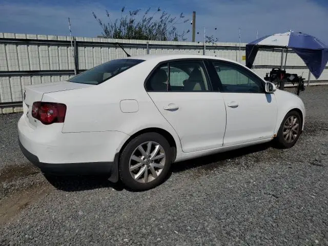 2010 VOLKSWAGEN JETTA SE  