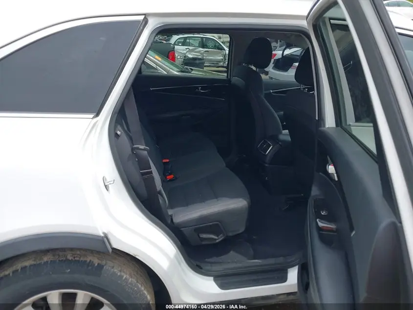 2016 KIA SORENTO 2.4L LX
