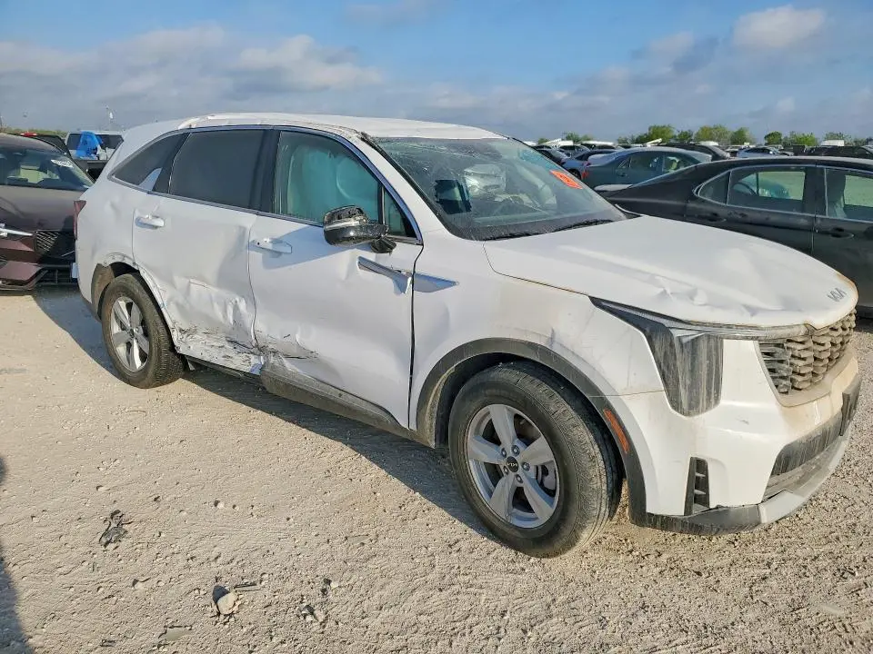 2025 KIA SORENTO LX  