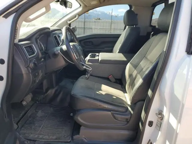 2019 NISSAN TITAN S  
