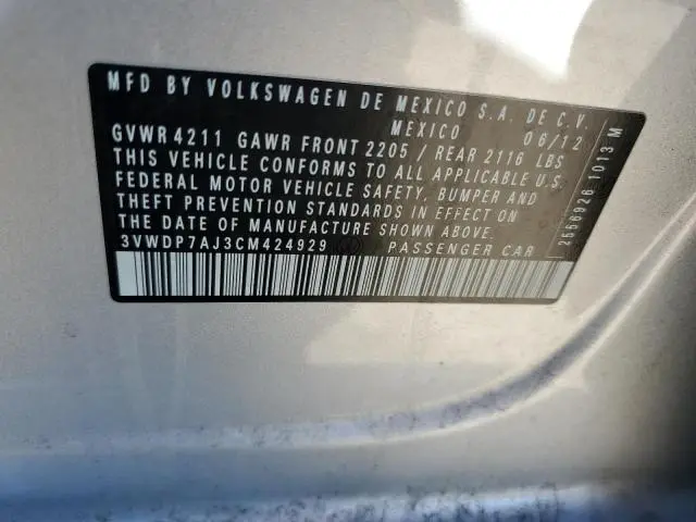 2012 VOLKSWAGEN JETTA SE  