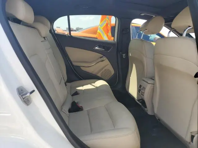 2018 MERCEDES-BENZ GLA 250 4MATIC  