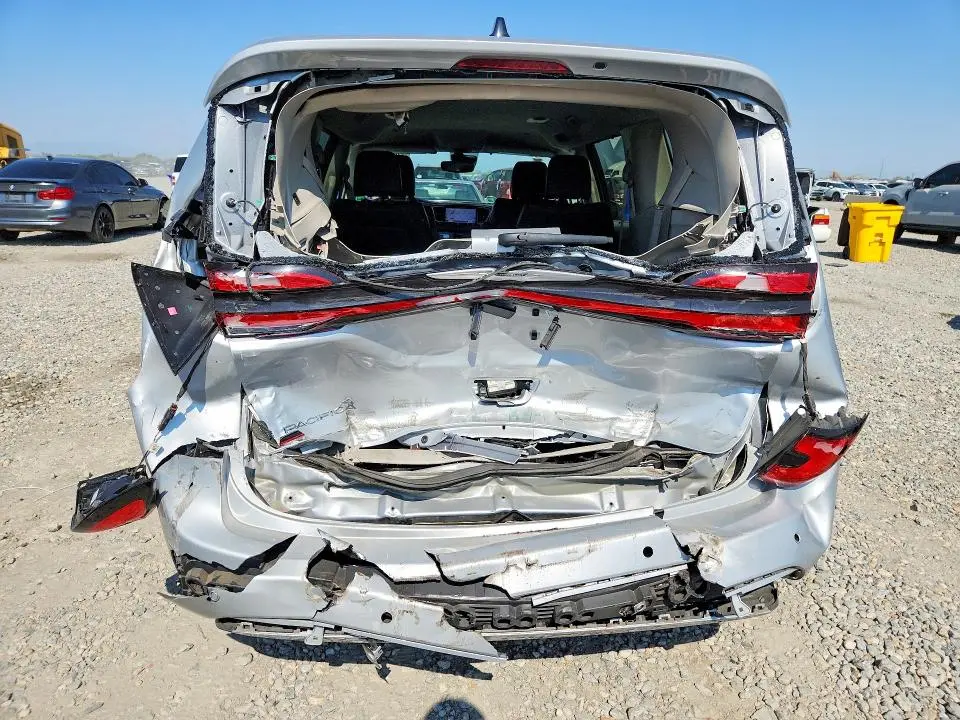 2023 CHRYSLER PACIFICA TOURING L  