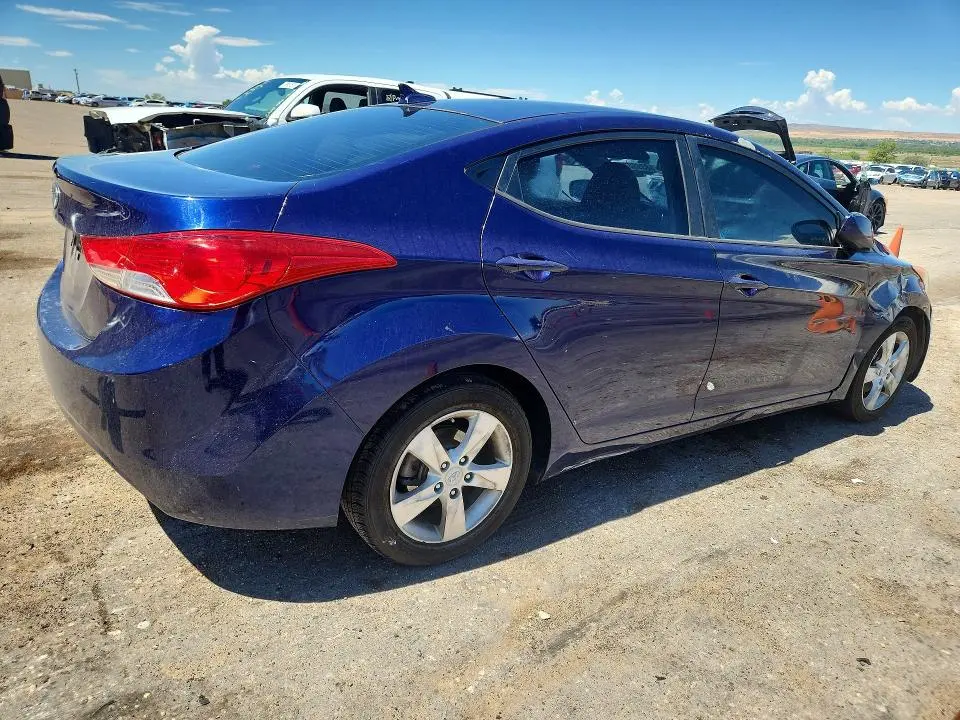 2012 HYUNDAI ELANTRA GLS  