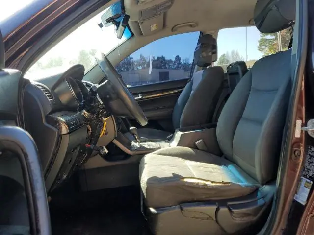 2011 KIA SORENTO BASE  