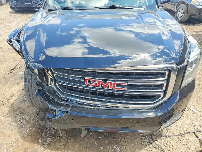 2019 GMC YUKON XL K1500 SLE  