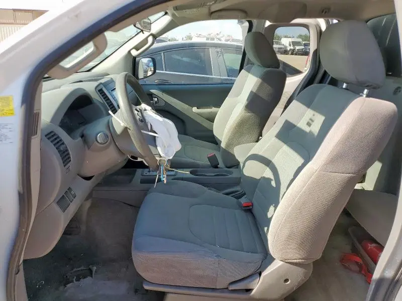 2017 NISSAN FRONTIER S  