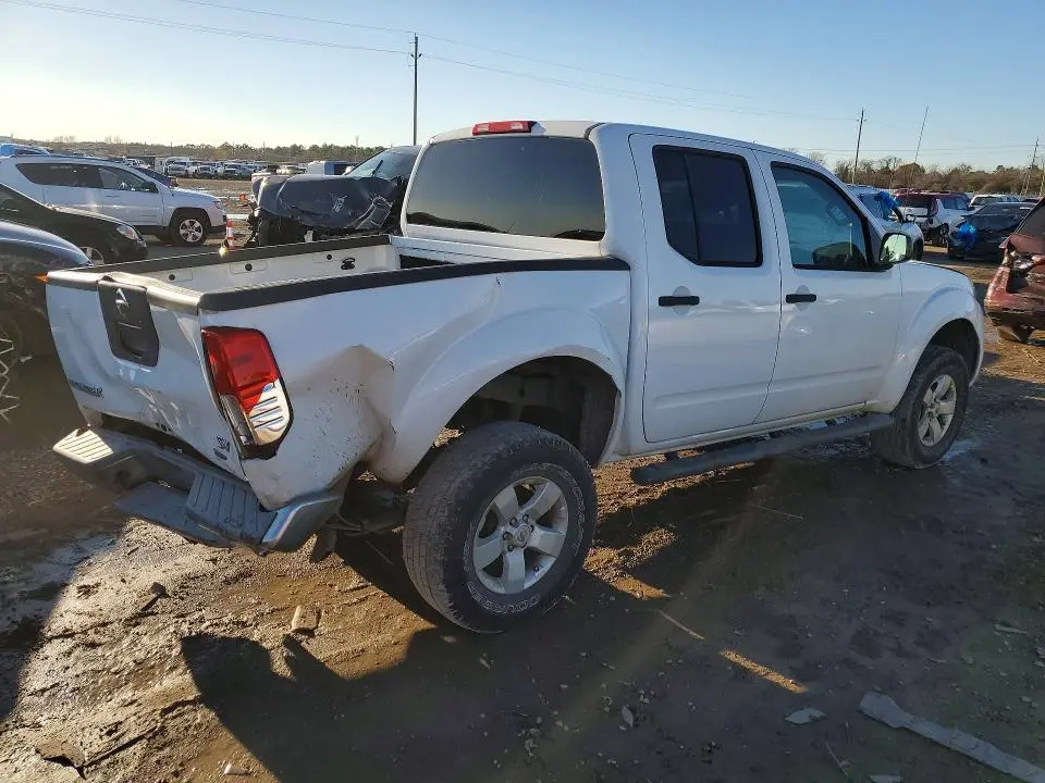 2012 NISSAN FRONTIER S  