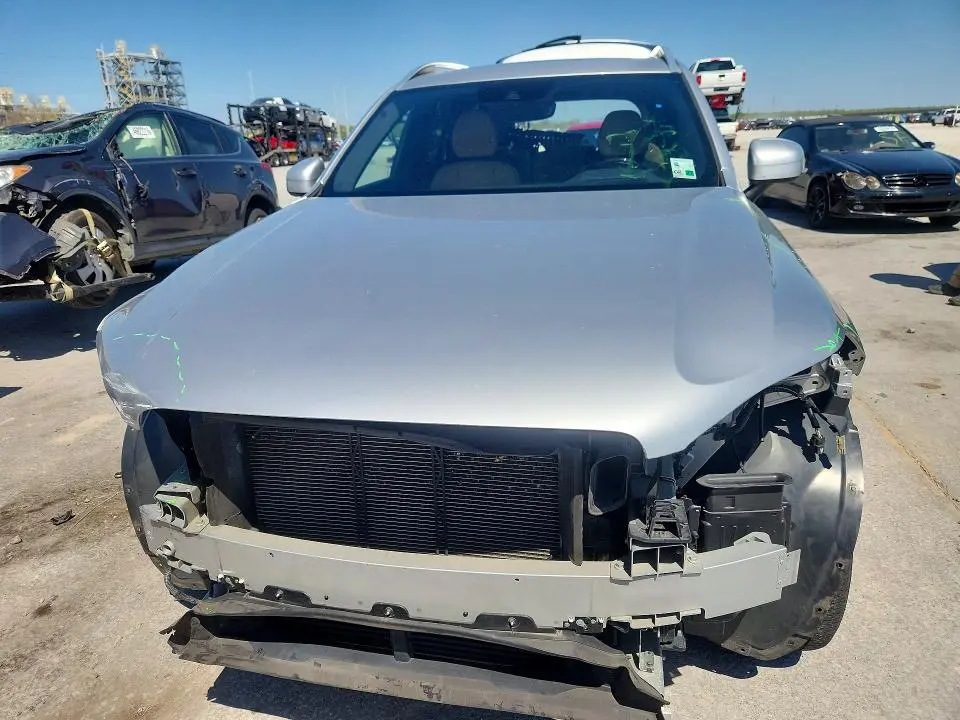 2018 VOLVO XC90 T6  
