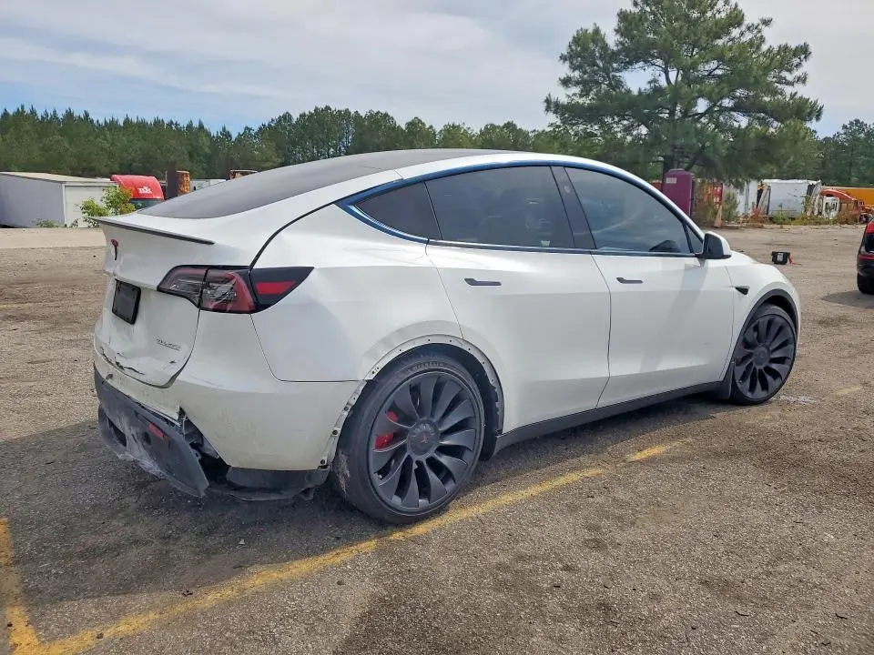2023 TESLA MODEL Y   