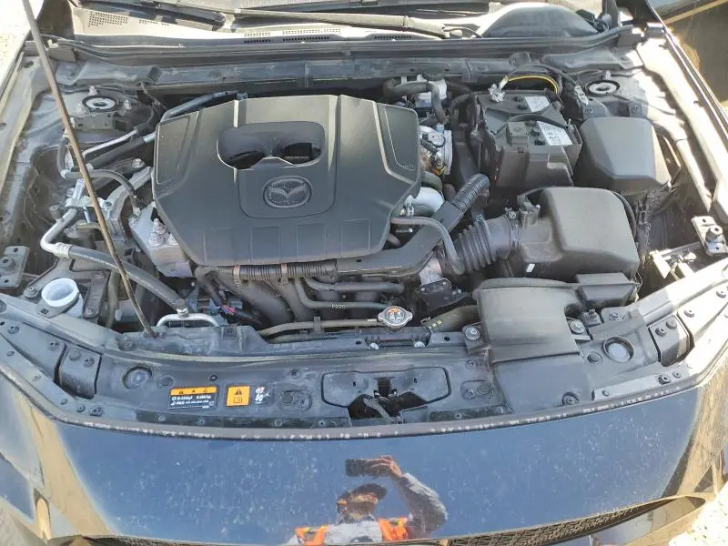 2025 MAZDA 3 PREFERRED  