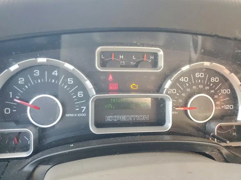 2010 FORD EXPEDITION EL XLT  