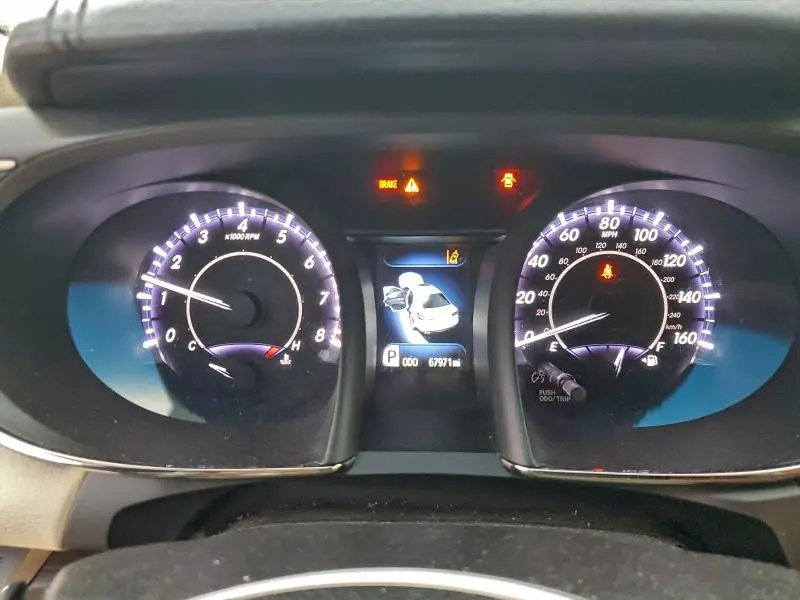 2017 TOYOTA AVALON XLE  