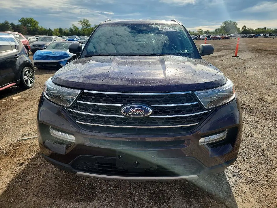2022 FORD EXPLORER XLT  